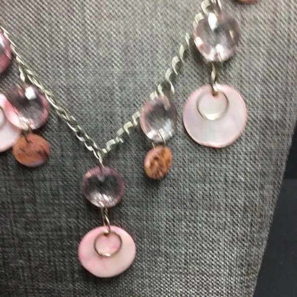Pink Shell Necklace Mother Of Pearl Silver Chain Circle Faceted Crystal Dangles - Picture 2 of 6